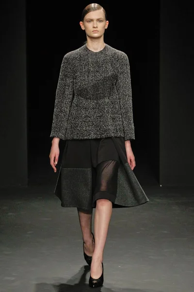 Look 24